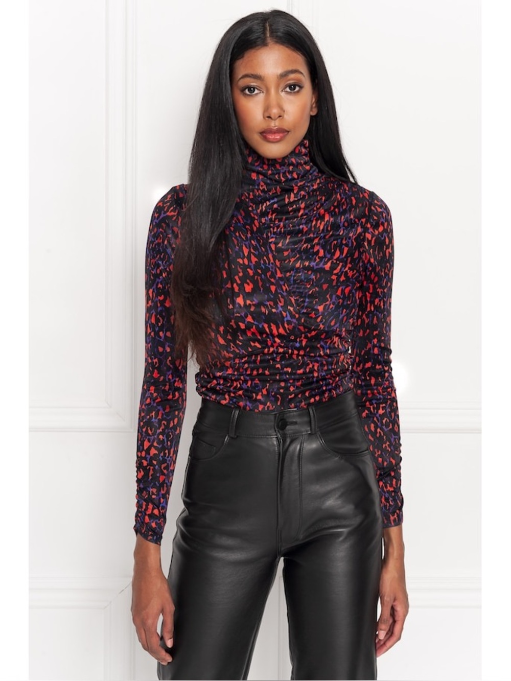 LAMARQUE Luvina Turtleneck Top
